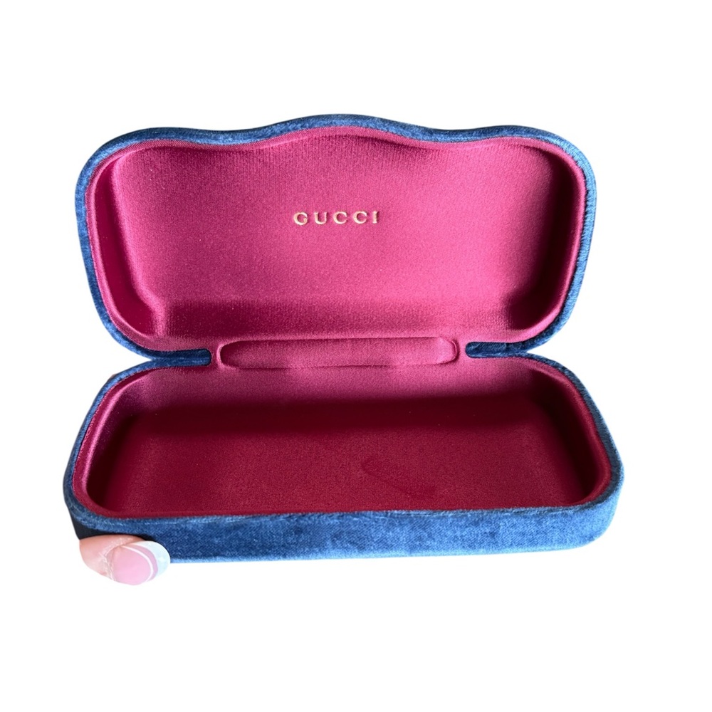 Gucci Blue Velvet Eyeglasses/Sunglasses Case - Picture 2 of 5